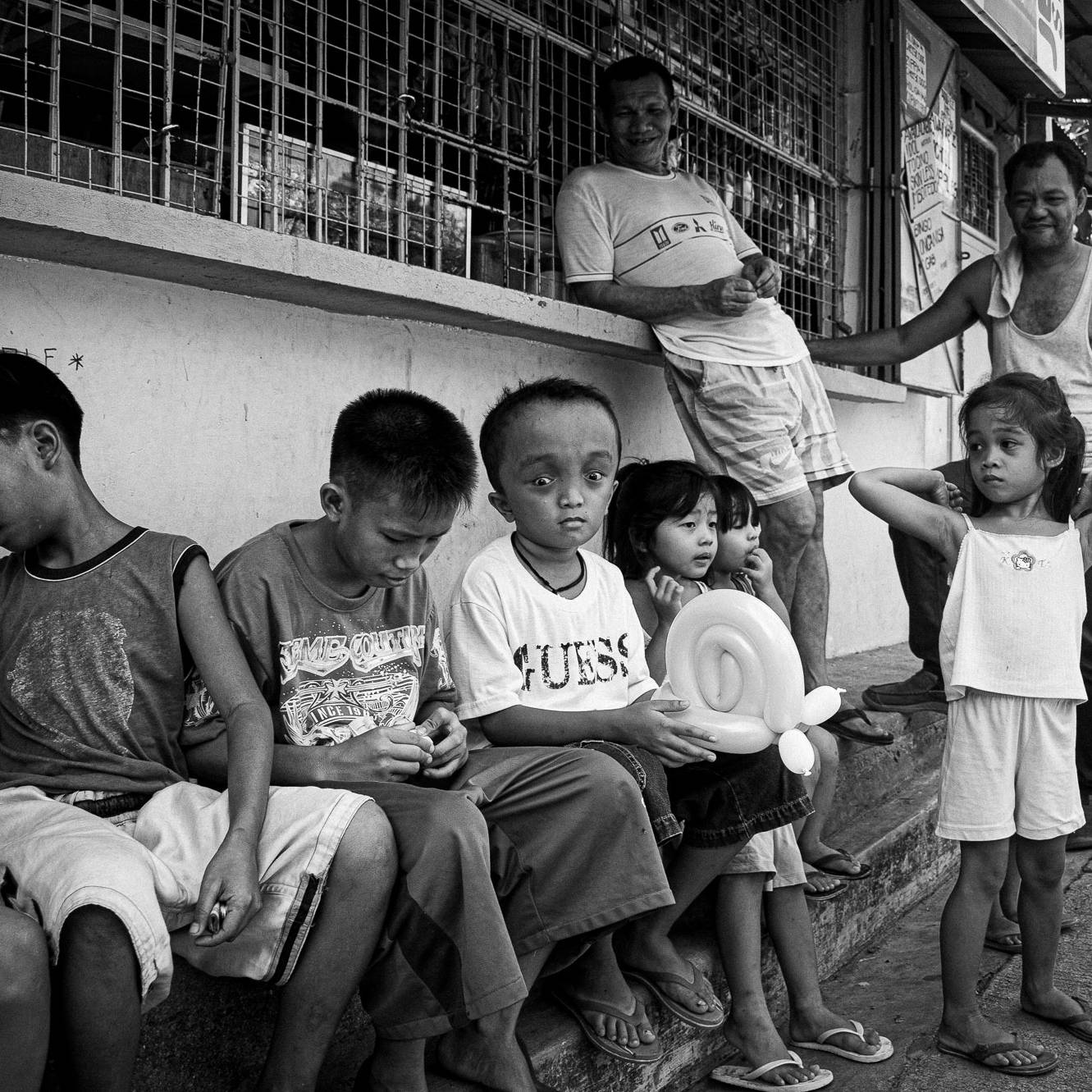 Kinderarmut auf den Philippinen - bittere Realität P2